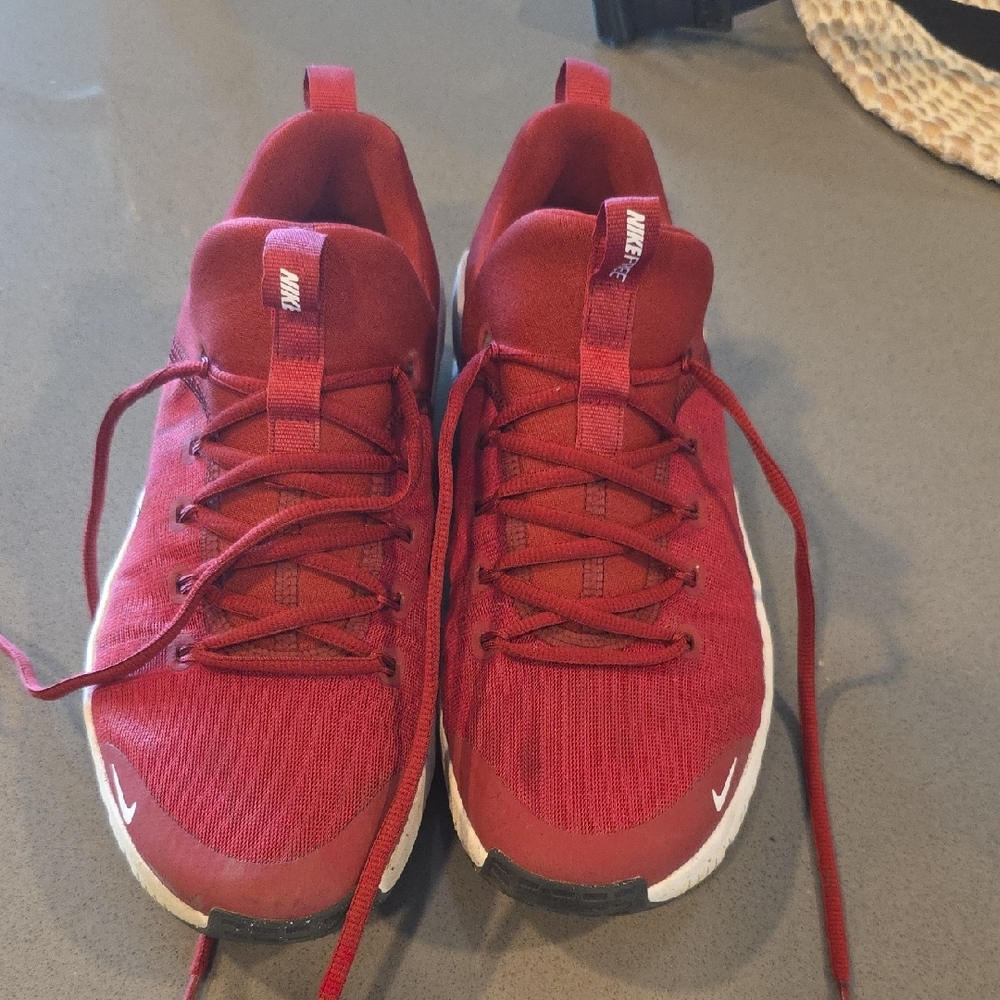 Nike Crimson Running Sneakers